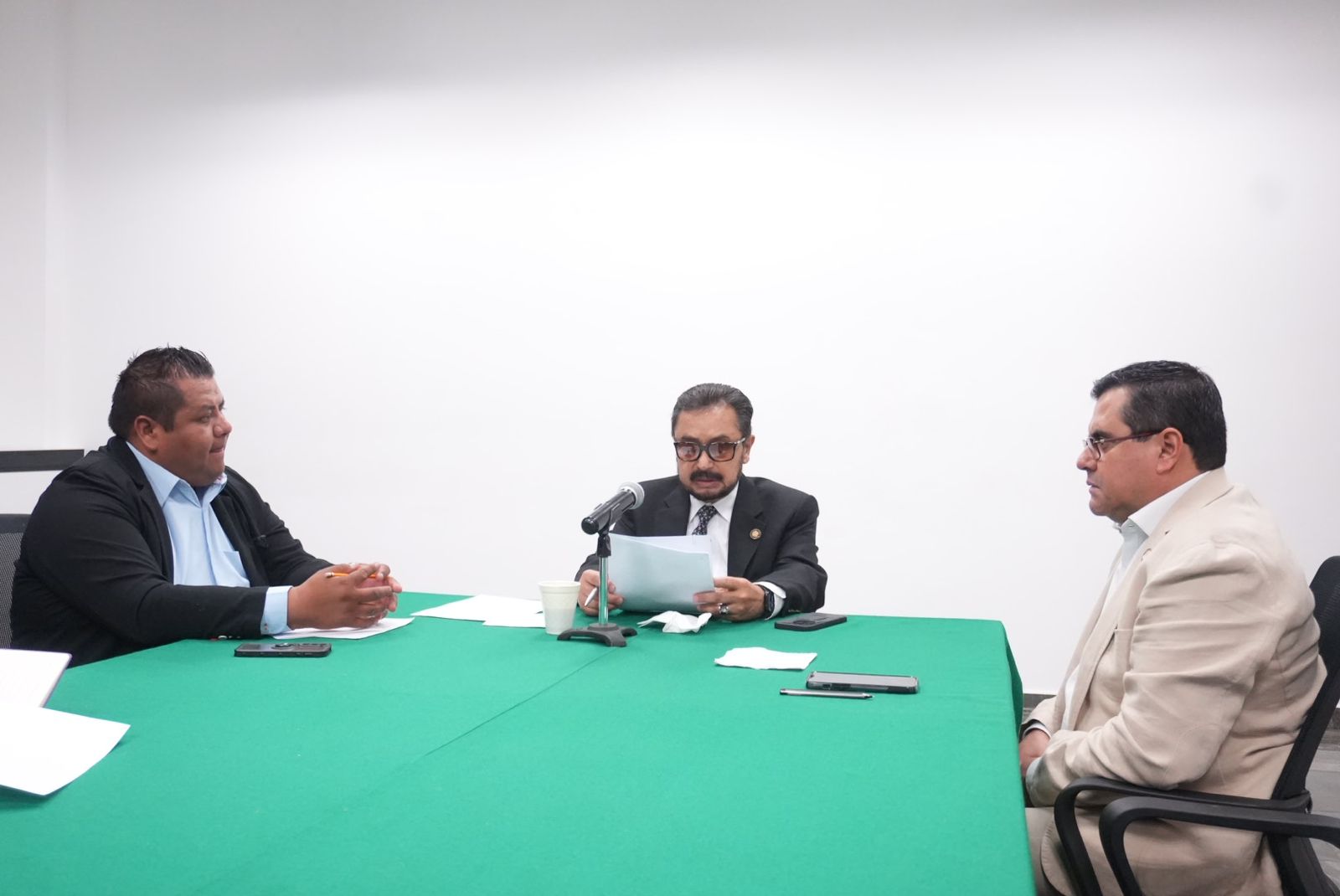 Realiza mesa de trabajo Comisión de Desarrollo Económico